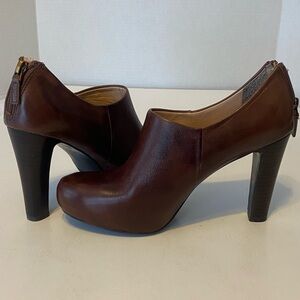 Franco Sarto Brown Leather Ankle Boot/Bootie Zip Back  Sz 8